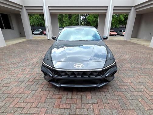 Gray Pearl 2026 Hyundai ELANTRA SEL SPORT PREMIUM