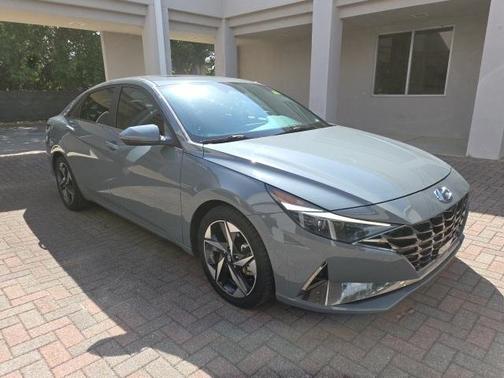 2021 Hyundai ELANTRA HEV Limited