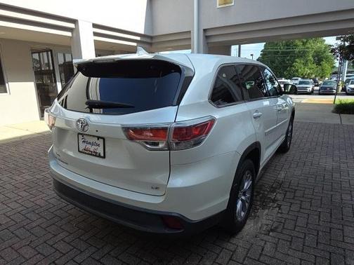 2016 Toyota Highlander LE