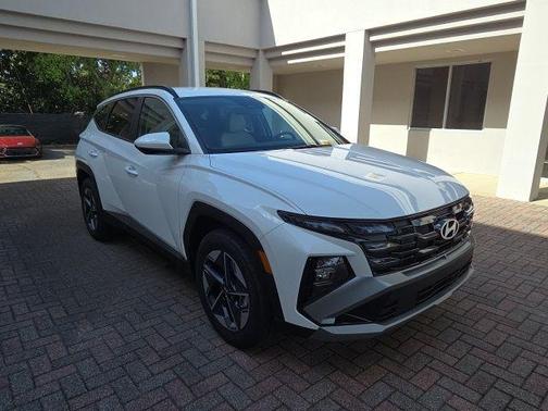 Serenity White Pearl 2026 Hyundai TUCSON SEL