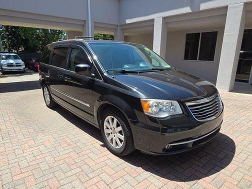 2015 Chrysler Town & Country Touring