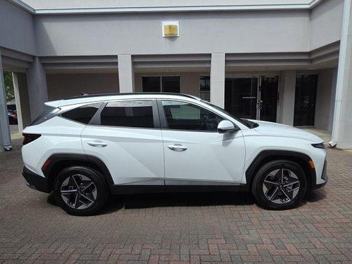 Serenity White Pearl 2026 Hyundai TUCSON SEL