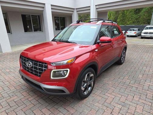 2023 Hyundai VENUE Limited