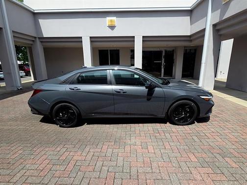 Gray Pearl 2026 Hyundai ELANTRA SEL Sport