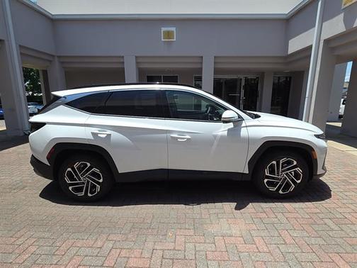 Serenity White Pearl 2026 Hyundai TUCSON Limited