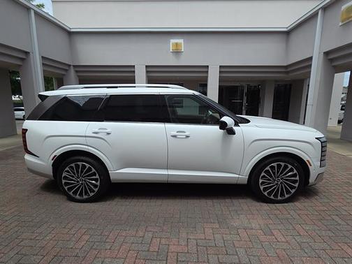 Pearl 2026 Hyundai Palisade Hybrid Calligraphy