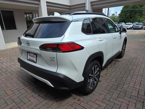 2022 Toyota Corolla Cross XLE