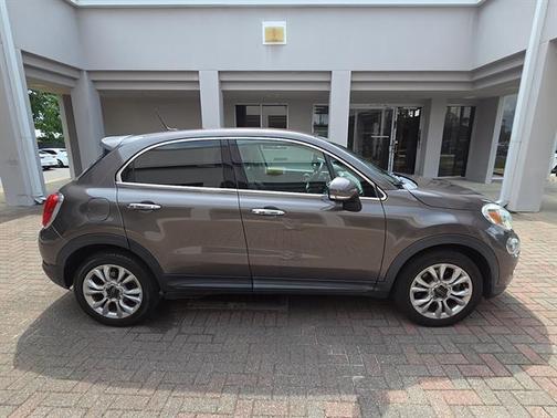 Bronzo Magnetico 2016 FIAT 500X Lounge