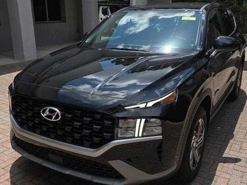 2022 Hyundai SANTA FE SE