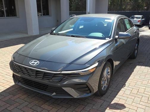 2026 Hyundai ELANTRA HEV Blue