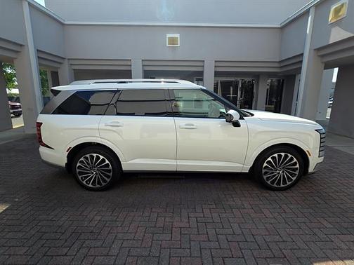 Pearl 2026 Hyundai Palisade Hybrid Calligraphy
