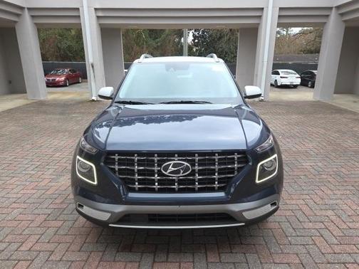 2022 Hyundai VENUE Limited