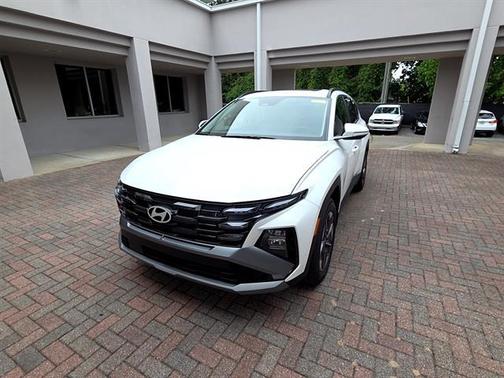 Serenity White Pearl 2026 Hyundai TUCSON SEL Premium