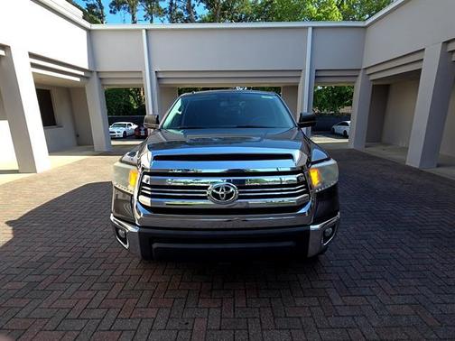 Magnetic Gray Metallic 2016 Toyota Tundra SR5
