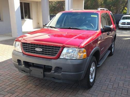 2004 Ford Explorer XLS