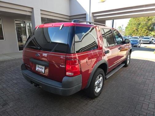 2004 Ford Explorer XLS