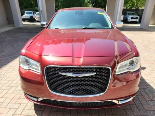 2019 Chrysler 300 Limited