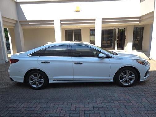2018 Hyundai SONATA Sport