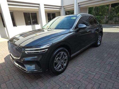 2023 Genesis GV70 2.5T