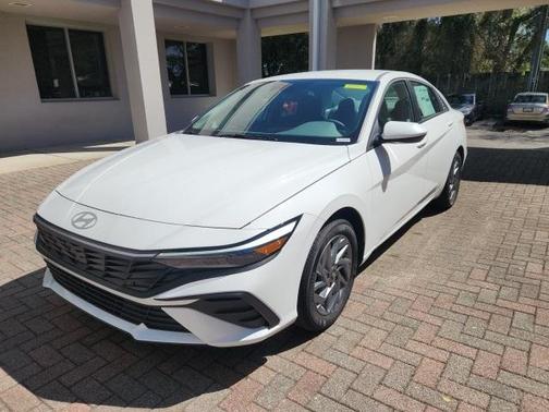 2025 Hyundai ELANTRA HEV Blue