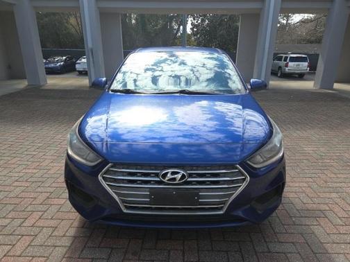 2019 Hyundai Accent SE