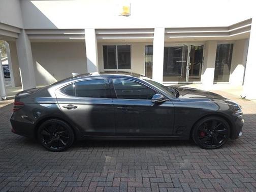 2023 Genesis G70 3.3T