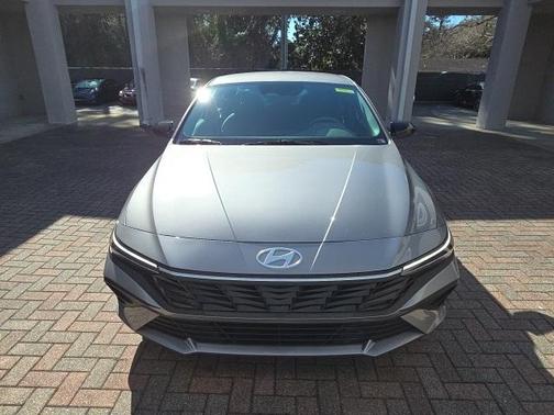 2026 Hyundai ELANTRA HEV SEL Sport