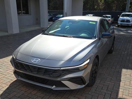 2026 Hyundai ELANTRA HEV SEL Sport