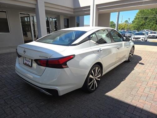 2020 Nissan Altima 2.0 Platinum