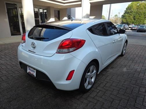 2012 Hyundai Veloster Base