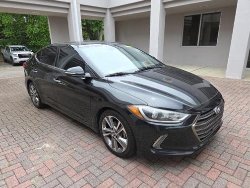 2017 Hyundai ELANTRA Limited