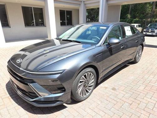 2025 Hyundai SONATA Hybrid SEL