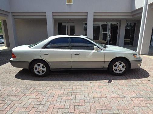 1997 Lexus ES 300 