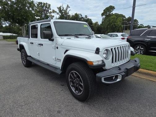 2022 Jeep Gladiator Overland