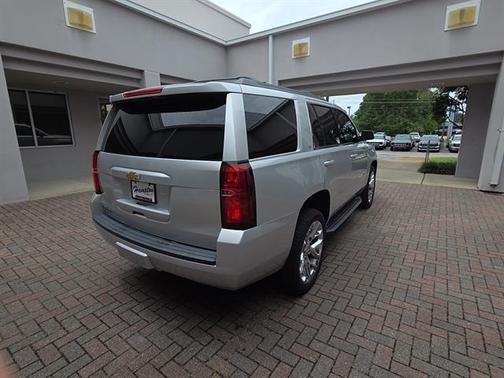 Silver Ice Metallic 2019 Chevrolet Tahoe LT