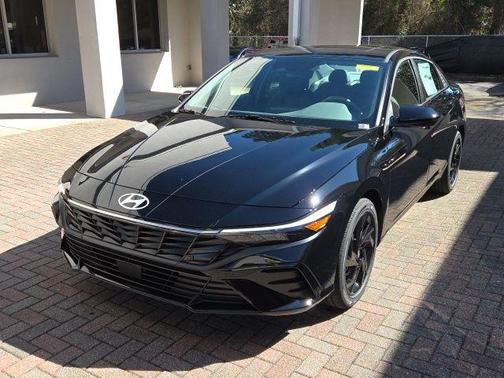 Black 2026 Hyundai ELANTRA SEL SPORT PREMIUM Sedan