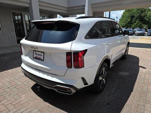 2022 Kia Sorento S
