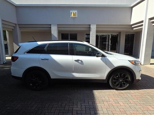 2020 Kia Sorento S