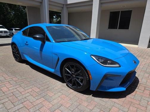 2024 Toyota GR86 Premium