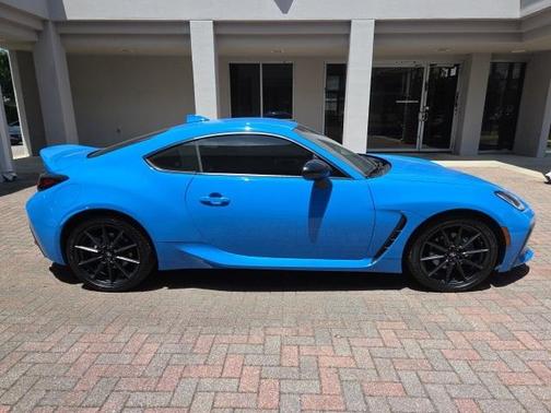 2024 Toyota GR86 Premium