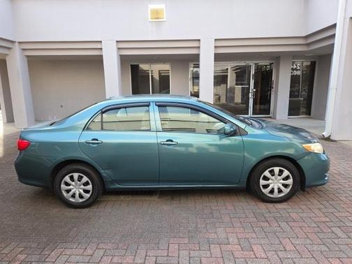 2009 Toyota Corolla LE