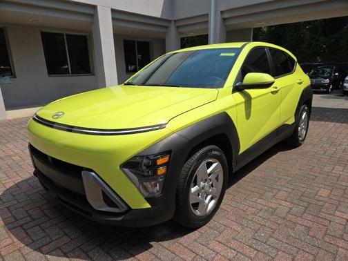 2024 Hyundai KONA SE