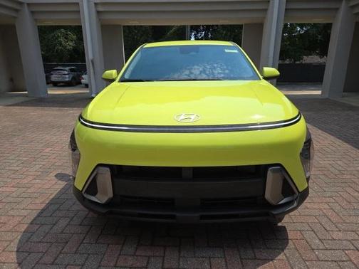2024 Hyundai KONA SE