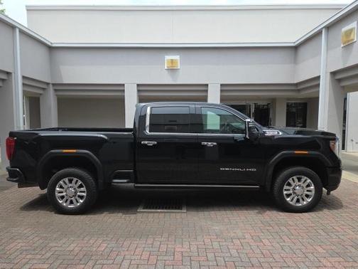 2021 GMC Sierra 2500 Denali