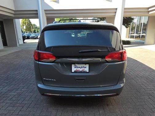 2020 Chrysler Pacifica Touring-L Plus