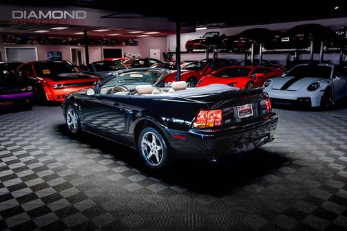 1999 Ford Mustang Base