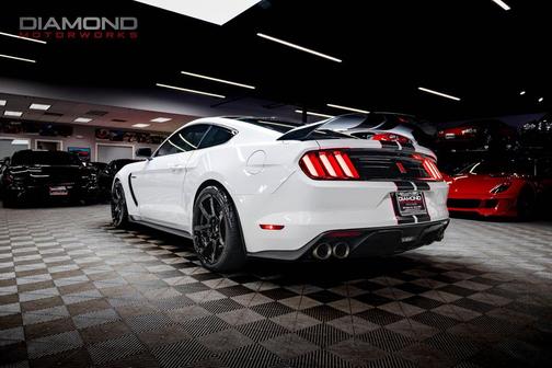 2019 Ford Shelby GT350R Base