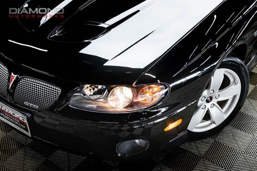 Phantom Black Metallic 2006 Pontiac GTO Coupe