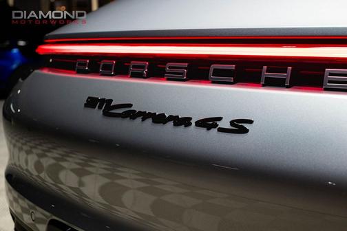2023 Porsche 911 Carrera 4S