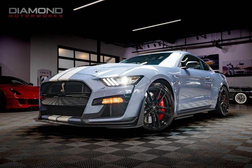 2022 Ford Shelby GT500 Base